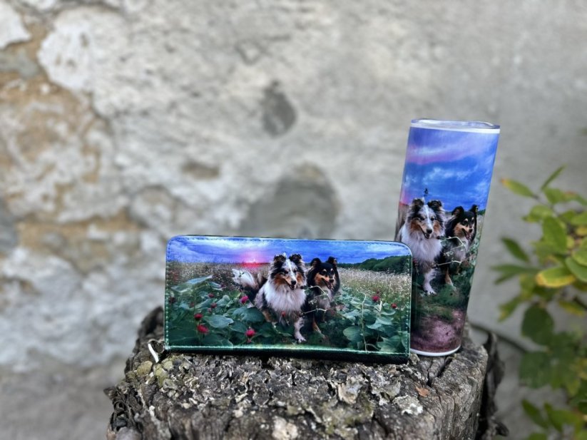 Peněženka a termohrnek - z vlastní fotky